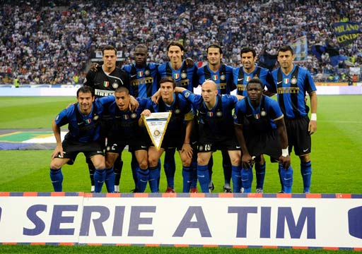 中超转会市场：广州队签下外援,（广州队官宣外援加盟：中超转会市场新动向）