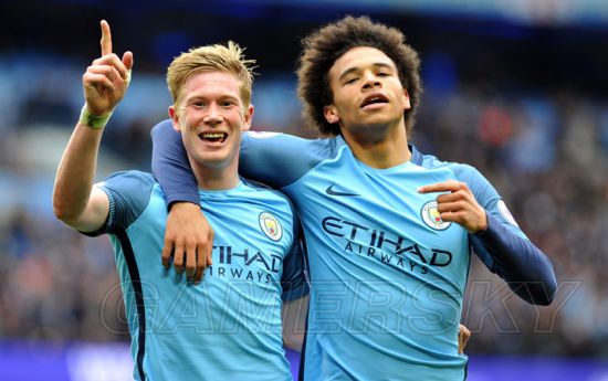 布斯克茨：期待参观新诺坎普，梅西的名字永远和巴萨连在一起（布斯克茨：期待走进全新诺坎普，梅西之名永与巴萨相连）