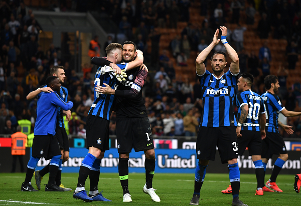 克拉克：世界杯扩军欧洲区晋级更难了，98年欧洲有近一半名额（克拉克感叹世界杯扩军：欧洲出线更难了，1998年几乎拿到半数名额）