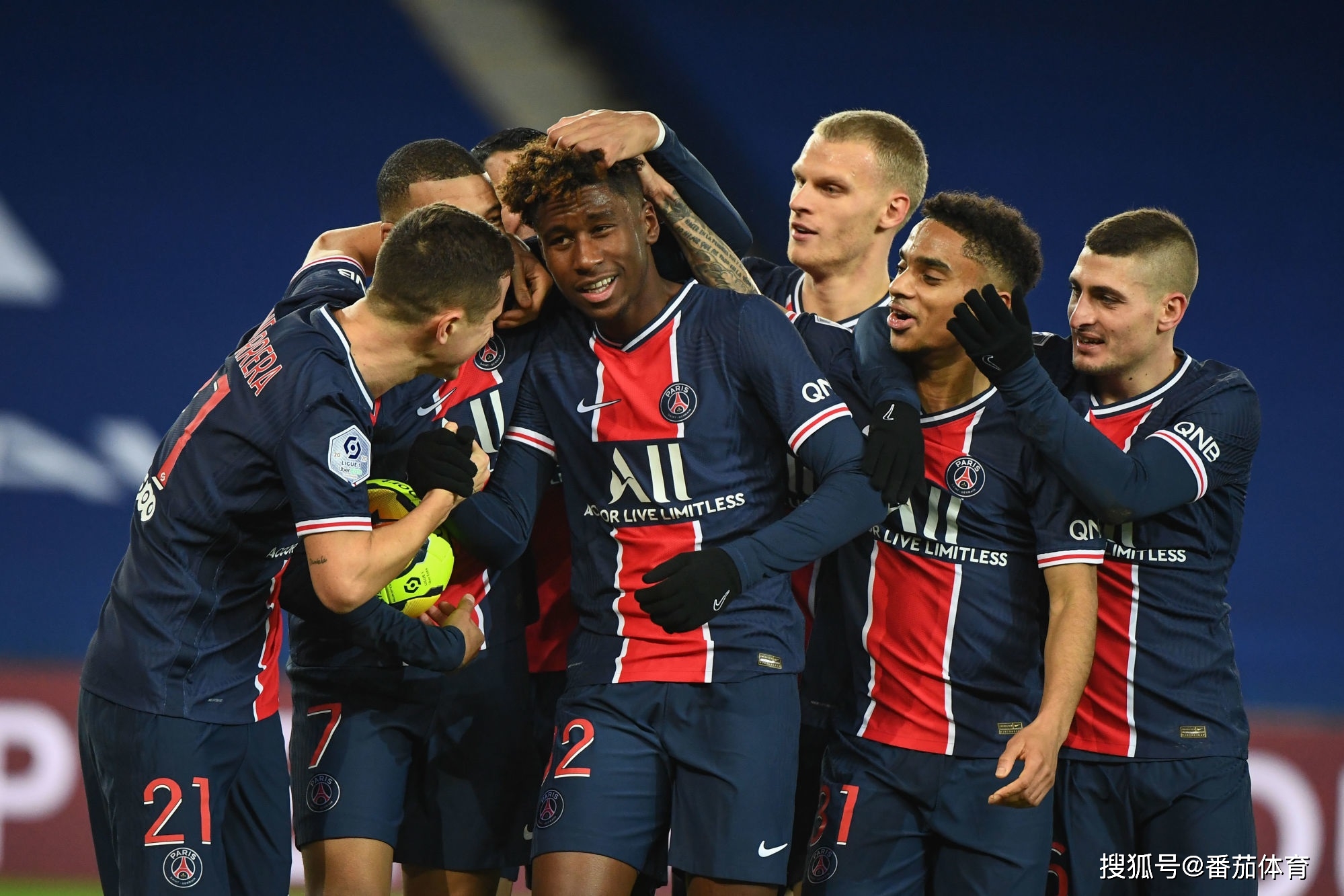 中国U22vs越南U22：拜合拉木、徐彬先发，胡荷韬、贺一然出战（中国U22迎战越南U22：拜合拉木、徐彬首发，胡荷韬、贺一然出场）