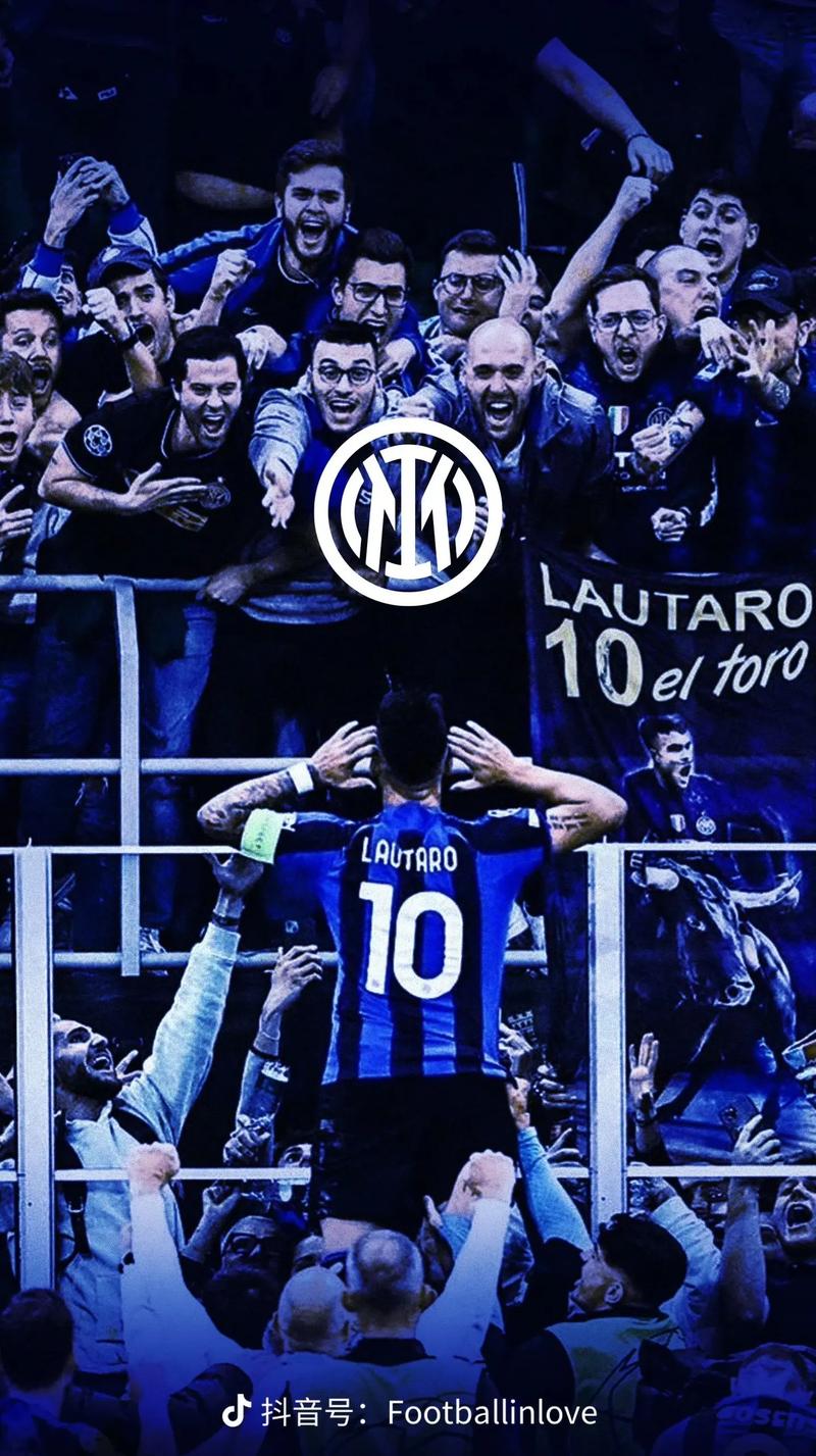 曼联7000万英镑签下亚当·沃顿的交易在水晶宫承认拜仁计划从老特拉福德挖角后加速进行。（水晶宫证实拜仁意图从老特拉福德挖角后，曼联以7000万英镑签下亚当·沃顿的交易加速推进）