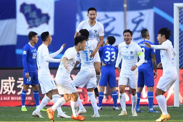 “苏超”带来了什么？泰州队小将武之程：带动了江苏的GDP（苏超效应几何？泰州小将武之程：拉动江苏GDP）