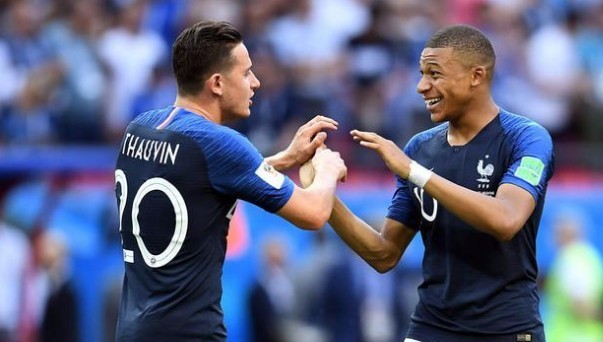 带伤作战无缘冠军！莎头组合0-3林仲勋／申裕斌，获总决赛亚军（带伤出战仍无缘登顶！莎头组合0-3负于林仲勋／申裕斌，摘得总决赛亚军）