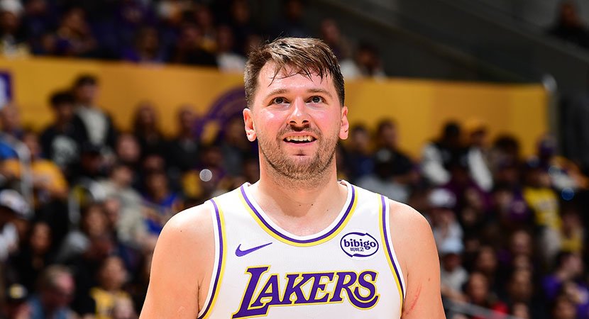 2025／26赛季英超：圣诞魔咒？阿斯顿维拉2-1阿森纳（英超2025／26：阿斯顿维拉2-1阿森纳，圣诞魔咒再临？）