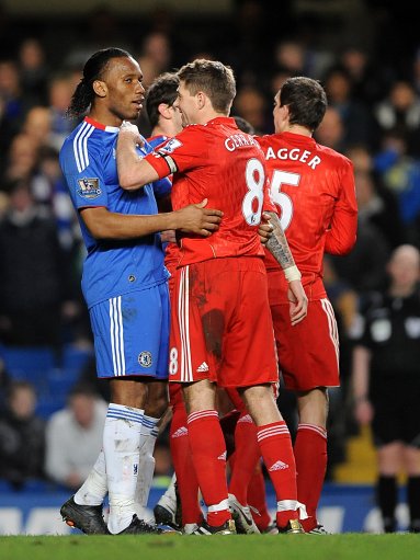 刷新队史纪录，西班牙队连续31场正式比赛保持不败（西班牙队改写队史：正式比赛已31场不败）