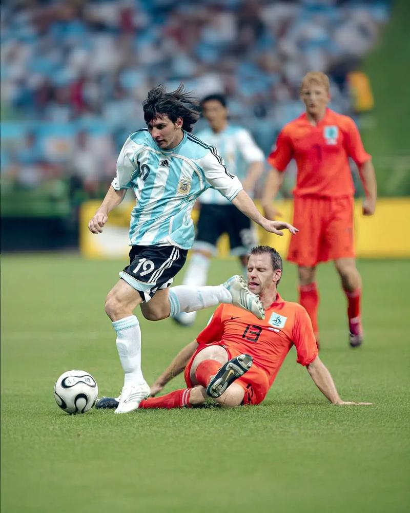 加斯佩里尼：对冬窗没有太多期待；我们在强强对话中表现不佳（加斯佩里尼：冬窗不抱太多希望，球队硬仗发挥欠佳）