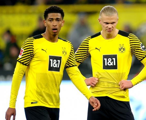 浙江vs海牛：双方均4外援首发，王钰栋出战，汪士钦替补（浙江对阵海牛：两队皆四外援先发，王钰栋出战，汪士钦替补）