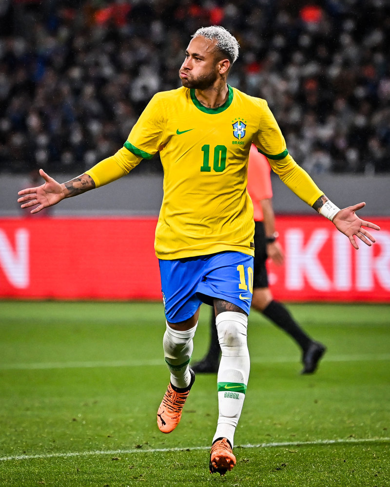 半场战报：美因茨0-1佛罗伦萨，佐姆破门（半场快讯：佛罗伦萨暂1-0领先美因茨，佐姆建功）